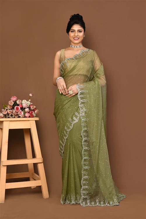 https://media.vinhemfashion.com/Images/FancytouchVol1VLS53K1PED4R86L/image/designer